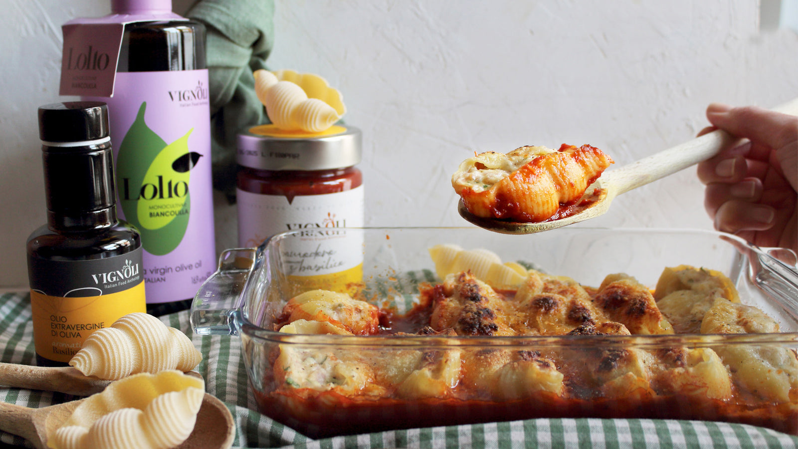 Vignoli-style stuffed pasta shell