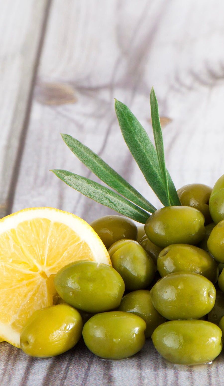 The Natural Remedy in your Kitchen: Olive Oil and Lemon Juice