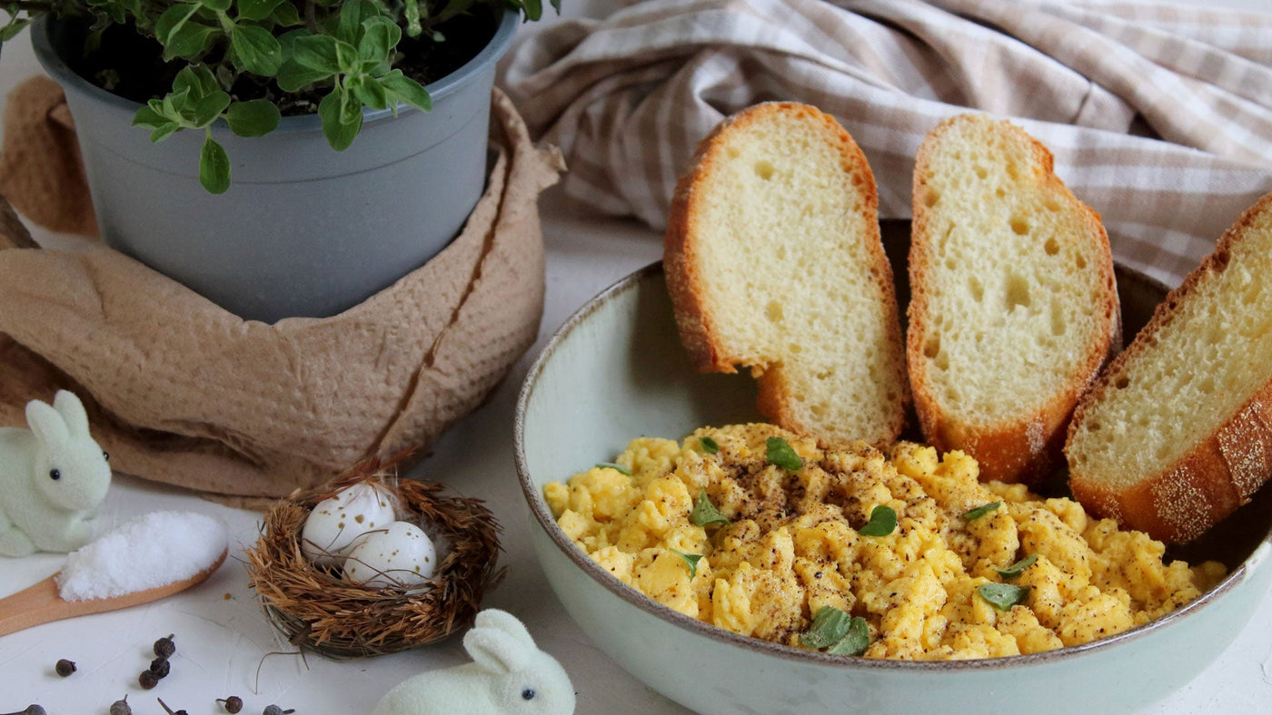 Fluffy Novello Olive Oil Scrambled Eggs