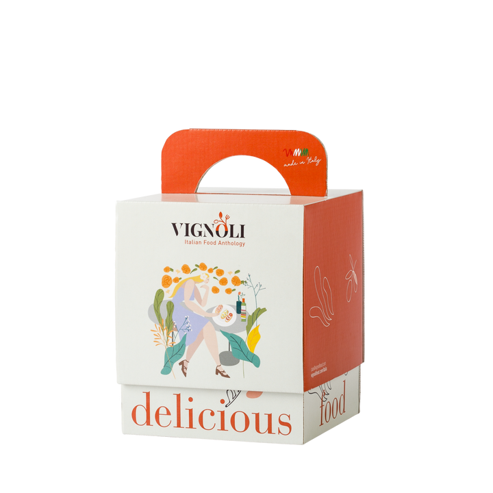 Serving Set with 4 bottles of infused extra virgin olive oil closed box